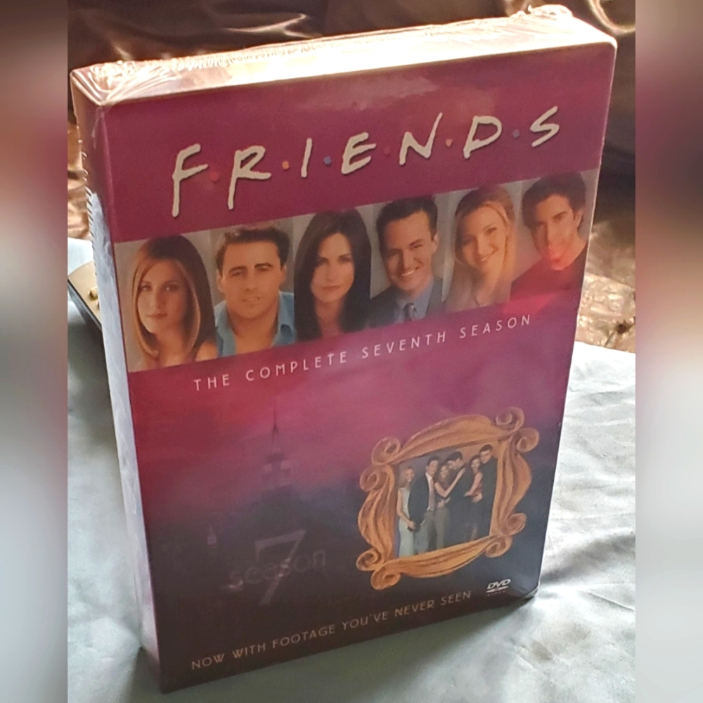 Friends The Complete Seventh Season (DVD Boxed Set, 4 discs)